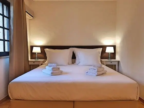 Economy Tek Büyük veya İki Ayrı Yataklı Oda