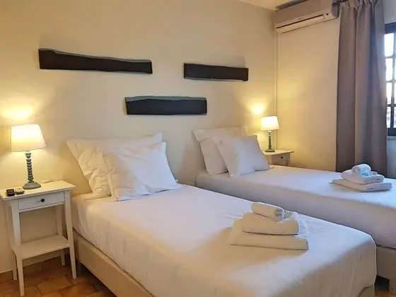 Economy Tek Büyük veya İki Ayrı Yataklı Oda