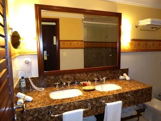 Deluxe Bay View Twin