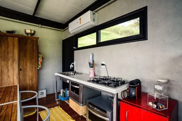 Deluxe Stüdyo, Deniz Manzaralı, Dağ Yamacı