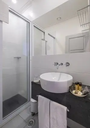 Tek Büyük Yataklı Oda, 1 Büyük (Queen) Boy Yatak, Şehir Manzaralı (Magnolia)