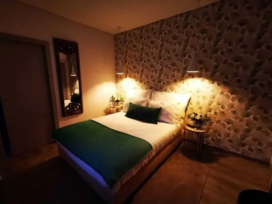 Deluxe Tek Büyük Yataklı Oda (1)