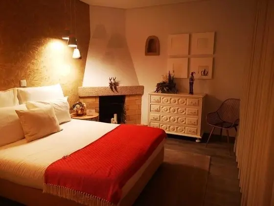 Deluxe Tek Büyük Yataklı Oda (3)