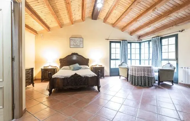 Tek Büyük Yataklı Oda (C)