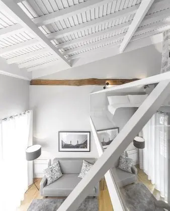 Süit, Balkon, Şehir Manzaralı