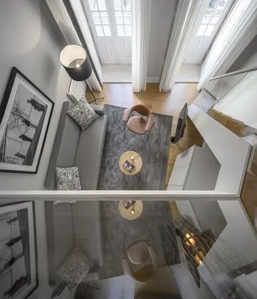 Süit, Balkon, Şehir Manzaralı