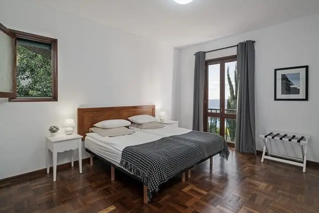 Ev (3 Bedrooms)