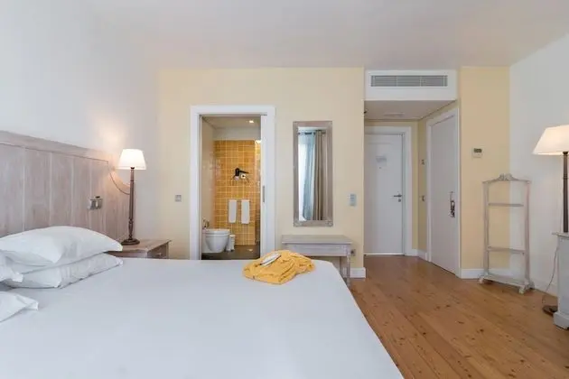 Büyük Yataklı Tek Kişilik Oda, Sigara İçilmez