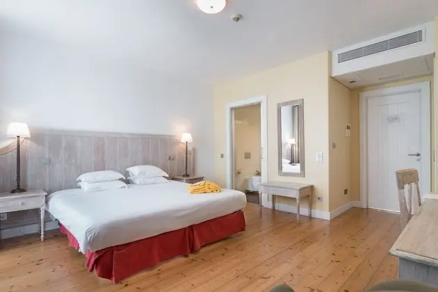 Büyük Yataklı Tek Kişilik Oda, Sigara İçilmez