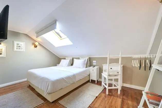 Premium Tek Büyük Yataklı Oda