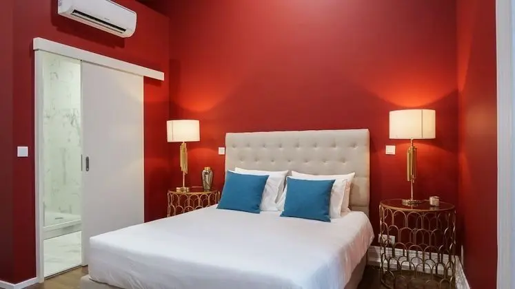 Standard Tek Büyük Yataklı Oda, 1 Büyük (Queen) Boy Yatak, Şehir Manzaralı (Red)