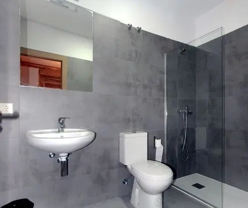 Standard Tek Büyük Yataklı Oda, 1 Çift Kişilik Yatak, Engellilere Uygun (001 Campanario)