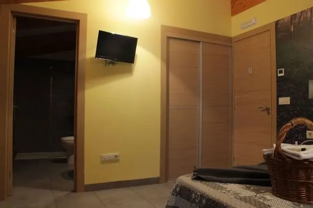 Superior Tek Büyük Yataklı Oda, 1 Çift Kişilik Yatak, Banyolu/Duşlu, Bahçe Manzaralı (102 Fuente)