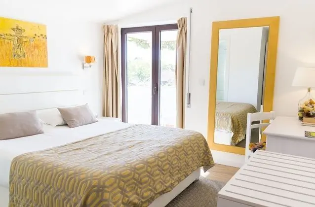 Tek Büyük Yataklı Oda, Balkon (Monastery View)