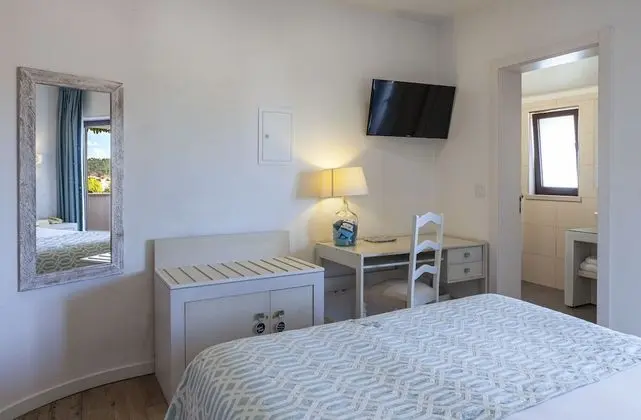 Tek Büyük Yataklı Oda, Balkon (Monastery View)