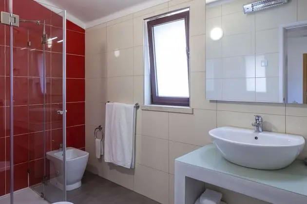 Tek Büyük Yataklı Oda, Balkon (Monastery View)