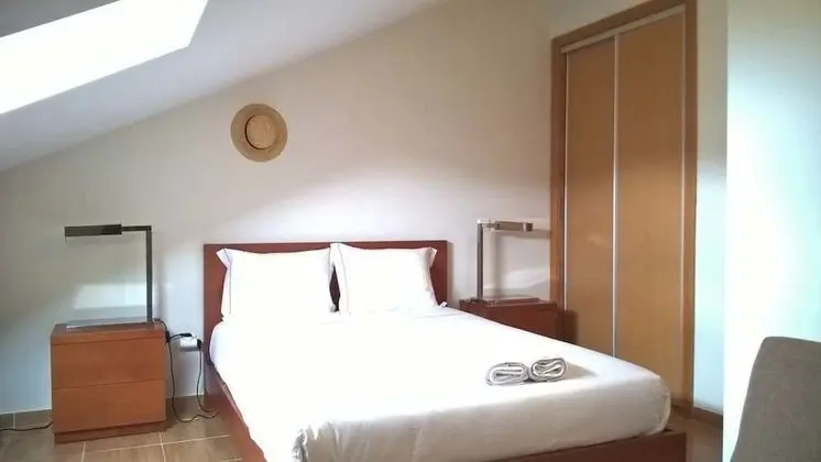 Tek Büyük Yataklı Oda, Ortak Banyo, Nehir Manzaralı
