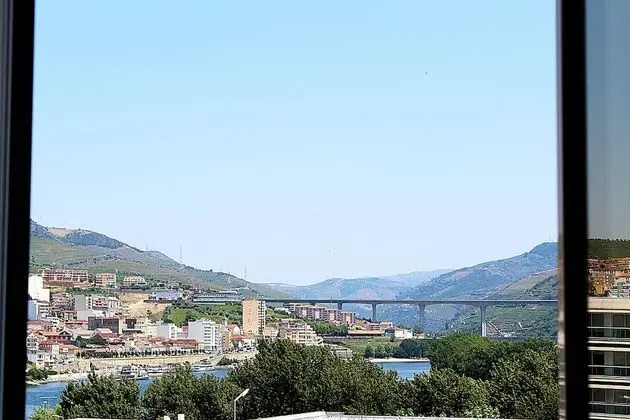 Tek Büyük Yataklı Oda, Sigara İçilmez