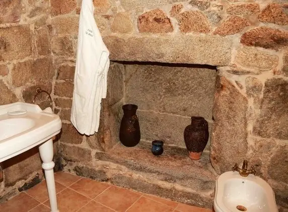 Comfort Tek Büyük Yataklı Oda, Avlu Manzaralı