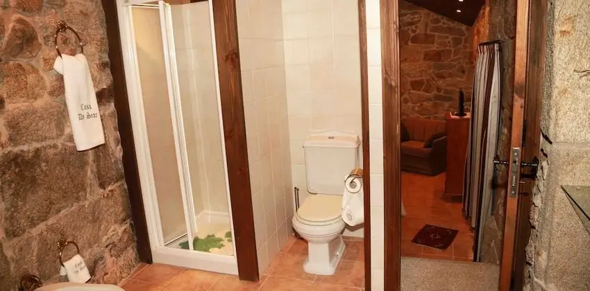 Comfort Tek Büyük Yataklı Oda, Avlu Manzaralı