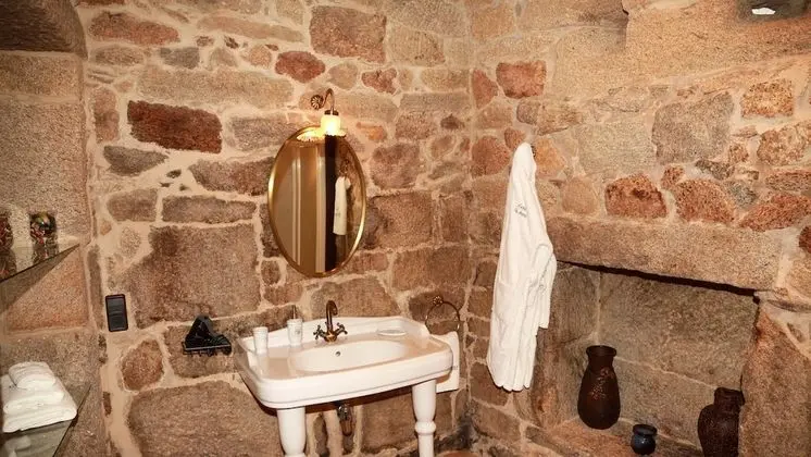 Comfort Tek Büyük Yataklı Oda, Avlu Manzaralı