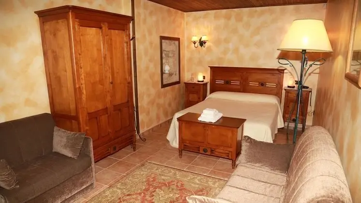 Standard Tek Büyük Yataklı Oda, Avlu Manzaralı