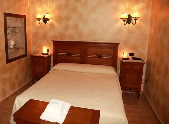 Standard Tek Büyük Yataklı Oda, Avlu Manzaralı