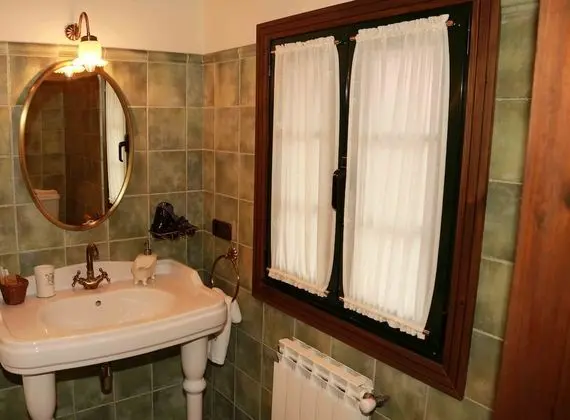 Standard Tek Büyük Yataklı Oda, Avlu Manzaralı