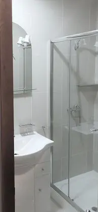 Basic İki Ayrı Yataklı Oda