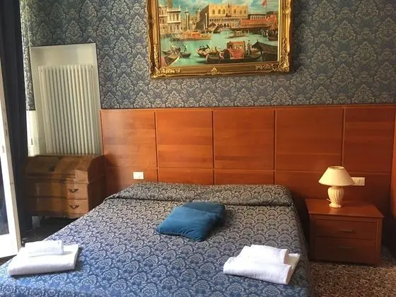 Deluxe Oda, Balkon, Kanal Manzaralı