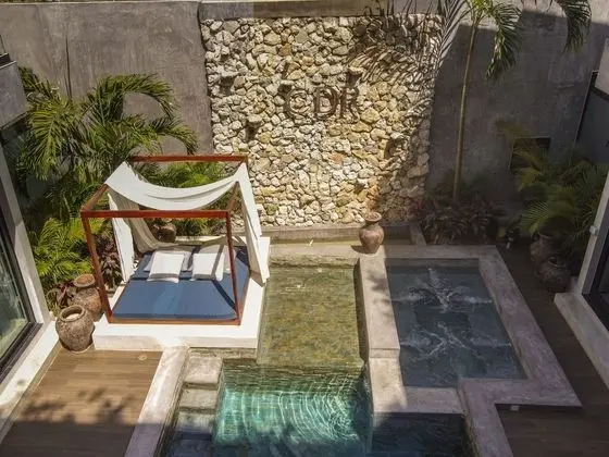 Luxury Ev (Tulum)