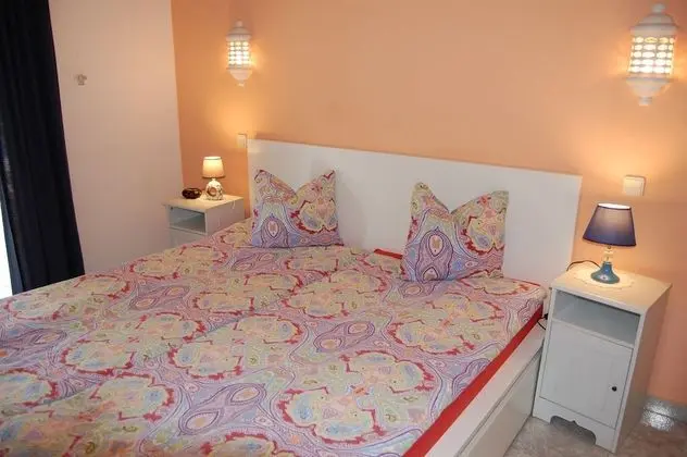 Ev, 3 Yatak Odası, Engellilere Uygun, Sigara İçilebilir