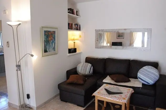 Ev, 3 Yatak Odası, Engellilere Uygun, Sigara İçilebilir