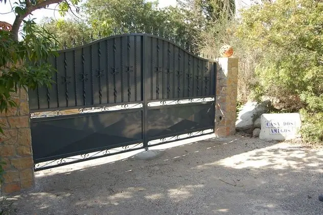 Ev, 3 Yatak Odası, Engellilere Uygun, Sigara İçilebilir