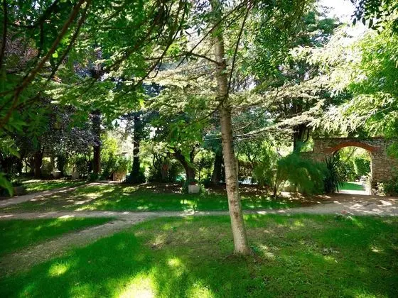 Villa, 5 Yatak Odası, Kişiye Özel Havuzlu, Bahçe Manzaralı