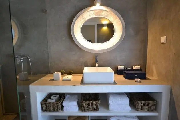 Büyük Yataklı Tek Kişilik Oda