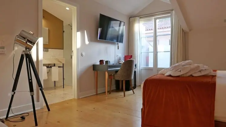 Superior Tek Büyük veya İki Ayrı Yataklı Oda