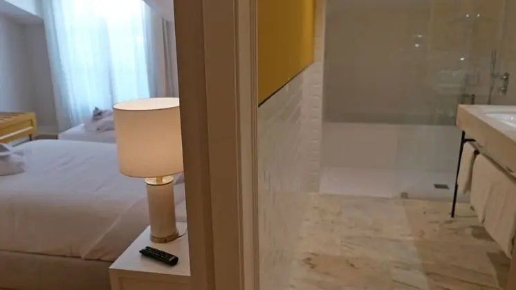 Superior Tek Büyük veya İki Ayrı Yataklı Oda