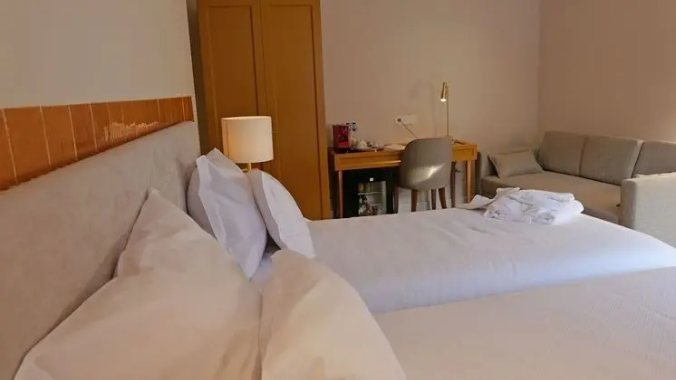 Superior Tek Büyük veya İki Ayrı Yataklı Oda