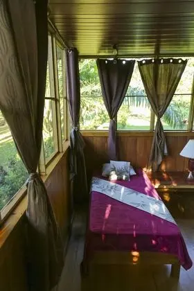 Honeymoon Bungalow Garden View