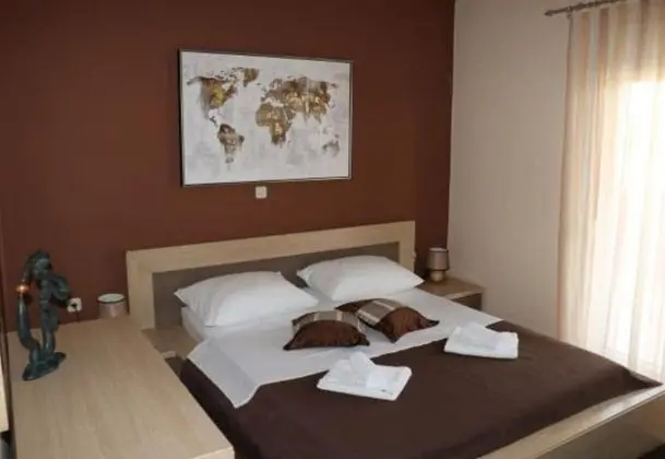 Family Ev, Birden Çok Yatak, Bahçeli (Casa Duje With Lovely Pool)