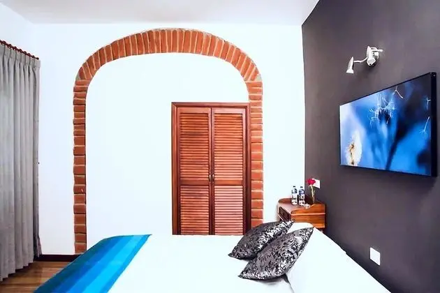 Superior Tek Büyük Yataklı Oda, Avlu Manzaralı