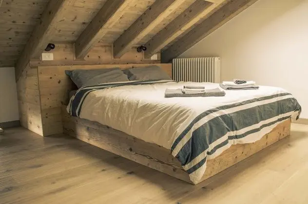 Traditional Tek Büyük veya İki Ayrı Yataklı Oda