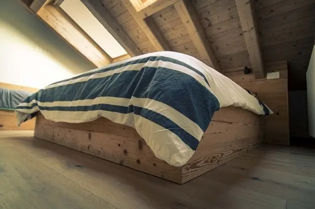 Traditional Tek Büyük veya İki Ayrı Yataklı Oda