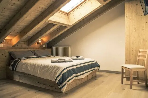 Traditional Tek Büyük veya İki Ayrı Yataklı Oda