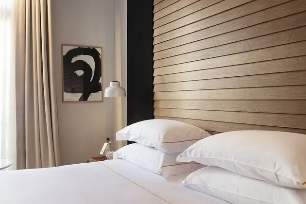 Üç Kişilik Oda