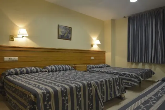 Dört Kişilik Oda