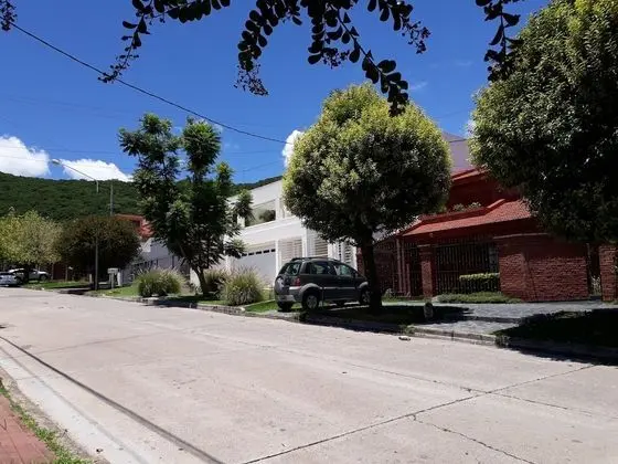 Standard Ev, 2 Yatak Odası, 2 Banyolu, Avlu Manzaralı