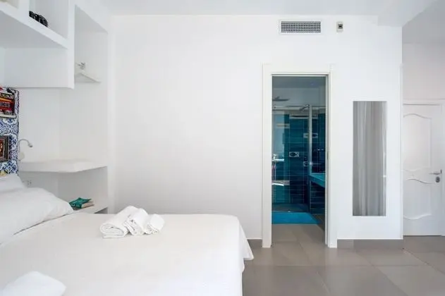 Junior Süit, Balkon (101)