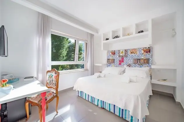 Junior Süit, Balkon (101)